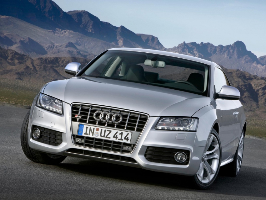 Авто обои Audi S5 Coupe 2008-2011