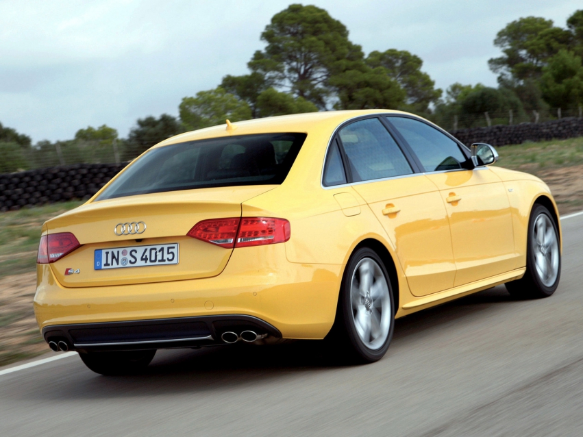 Авто обои Audi S4 2009-2011