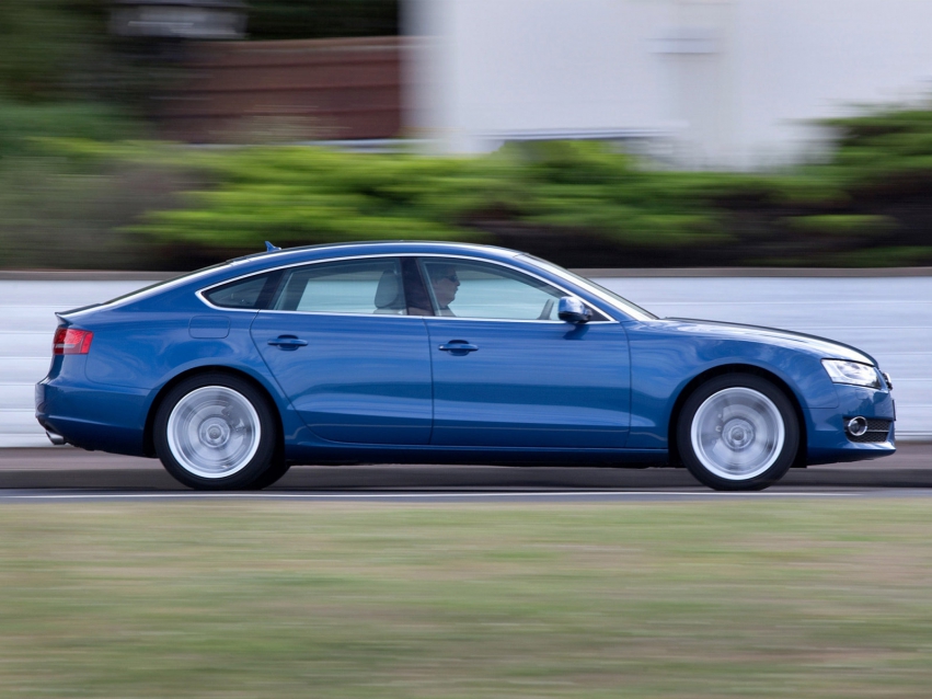 Авто обои Audi A5 Sportback Hatchback 2009