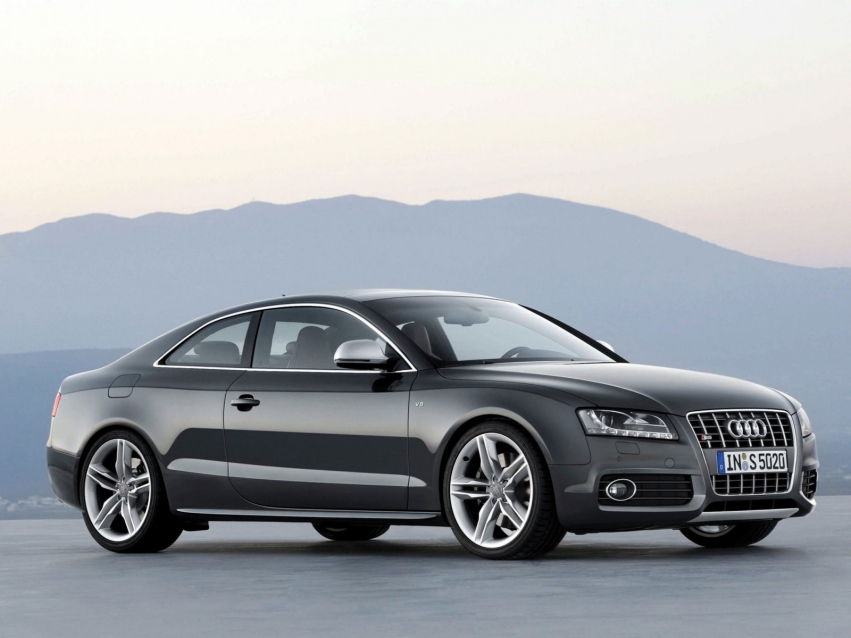 Авто обои Audi S5 Coupe 2008-2011