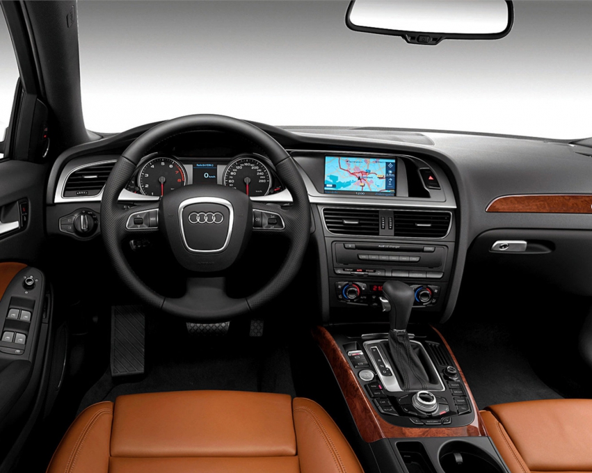 Авто обои Audi A4 Седан 2007