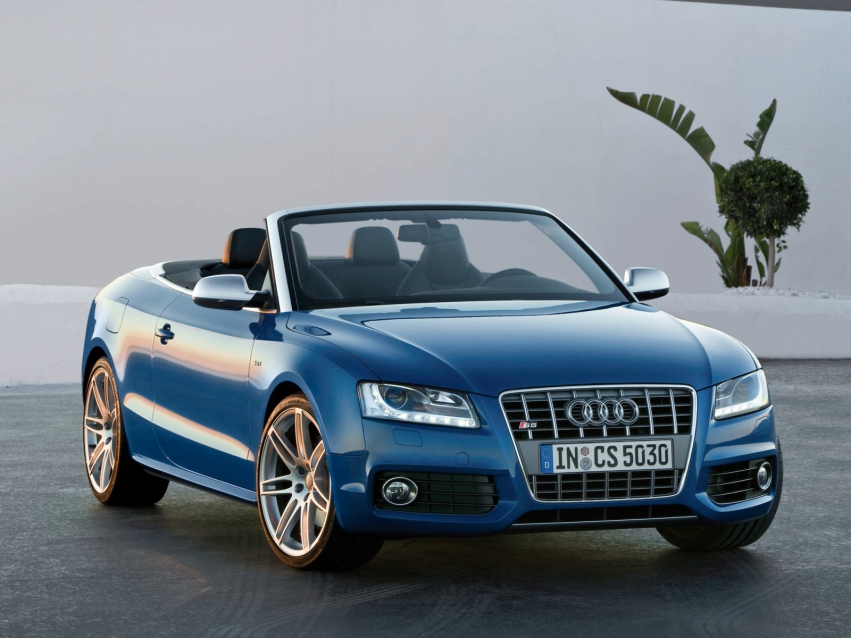 Авто обои Audi S5 Cabrialet 2009-2011