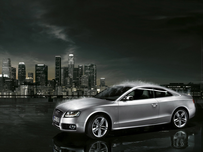 Авто обои Audi S5 Coupe 2008-2011