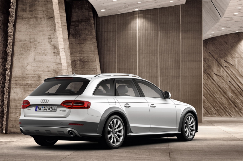 Авто обои Audi A4 Allroad Quattro