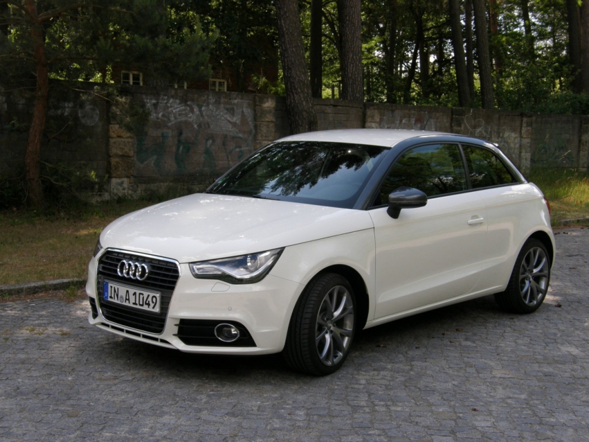 Авто обои Audi A1 Hatchback 2010