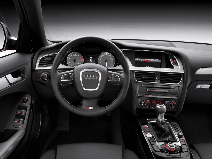 Авто обои Audi S4 2009-2011