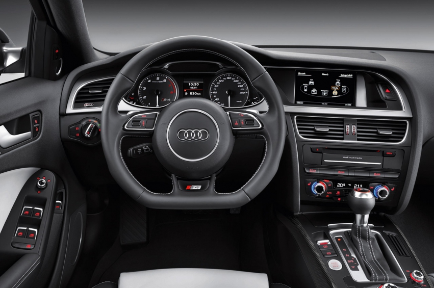 Авто обои Audi S4 2013