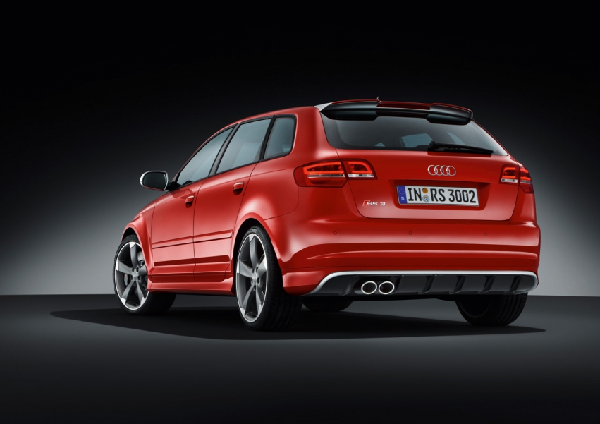 Авто обои Audi RS 3 Sportback 2012