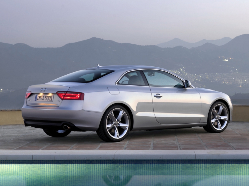 Авто обои Audi A5 Coupe