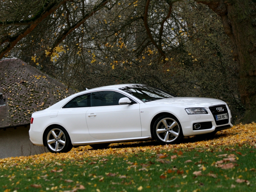 Авто обои Audi A5 Coupe