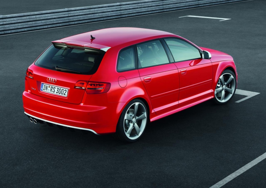 Авто обои Audi RS 3 Sportback 2012