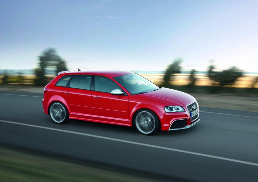 Авто обои Audi RS 3 Sportback 2012