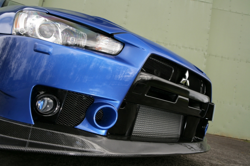 Авто обои Mitsubishi Lancer EVO X FQ-400