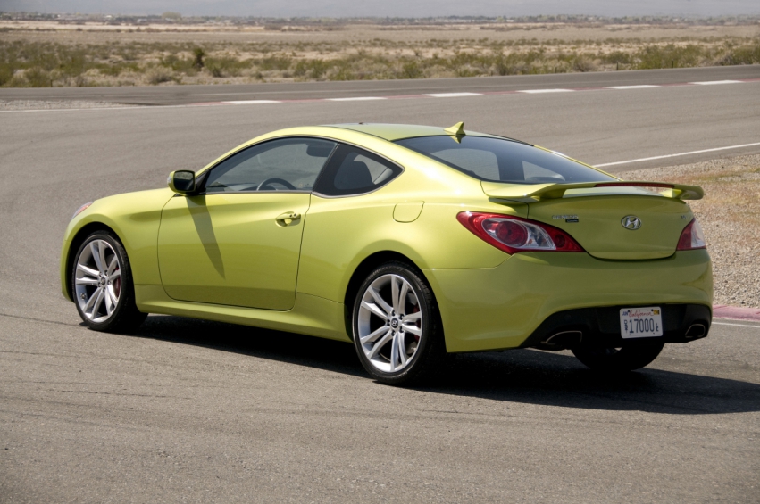 Авто обои Hyundai Genesis Coupe 2010