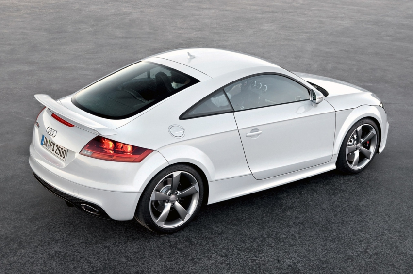 Авто обои Audi TT RS 2010