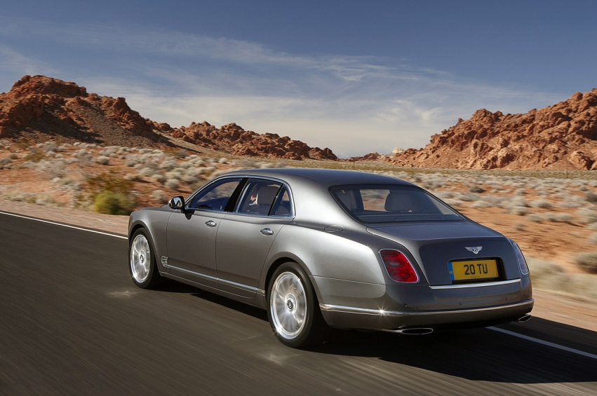 Авто обои Bentley Mulsanne Mulliner 2013