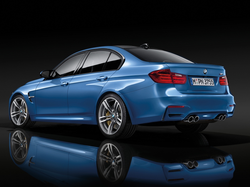 Авто обои BMW M3 Sedan 2015