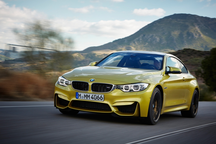 Авто обои BMW M4 Coupe 2015