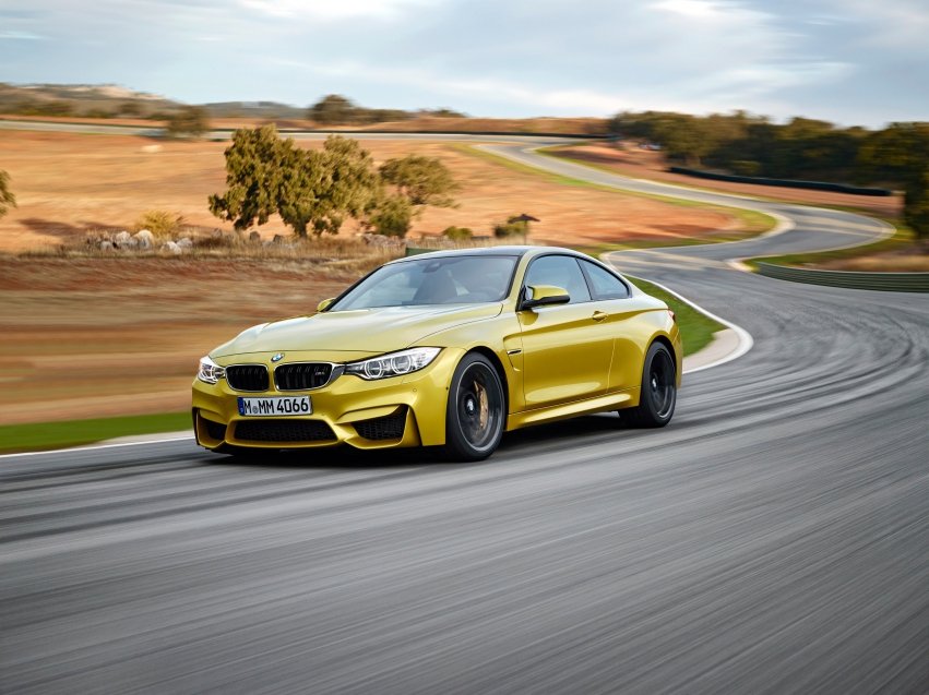 Авто обои BMW M4 Coupe 2015