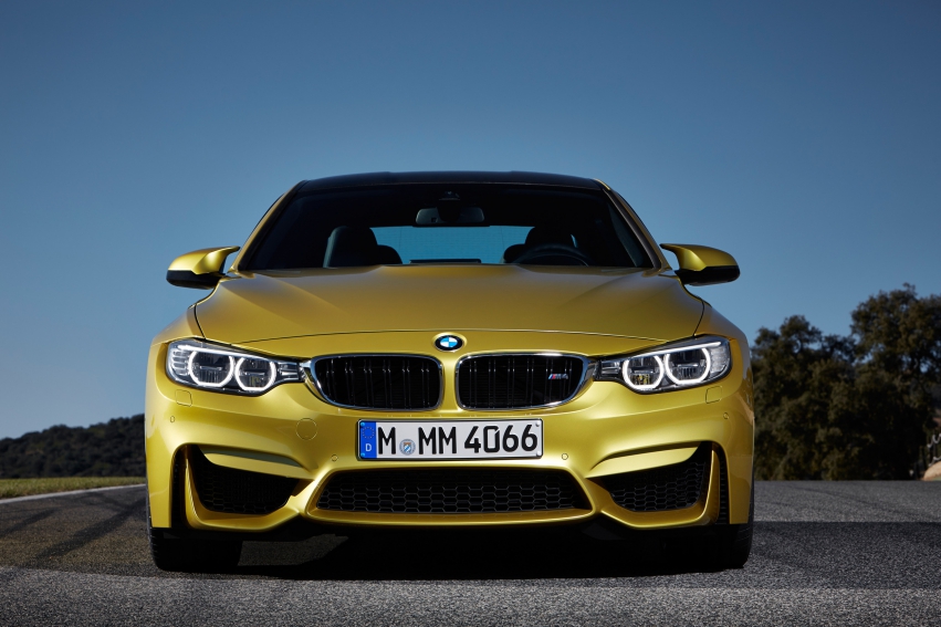 Авто обои BMW M4 Coupe 2015