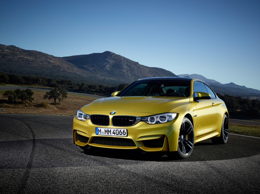 Авто обои BMW M4 Coupe 2015