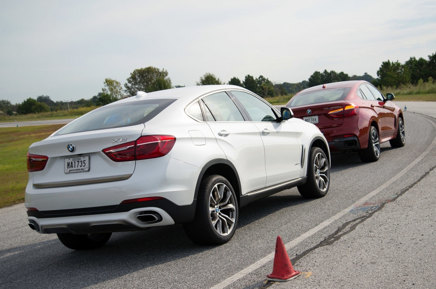 Авто обои BMW X6 2015