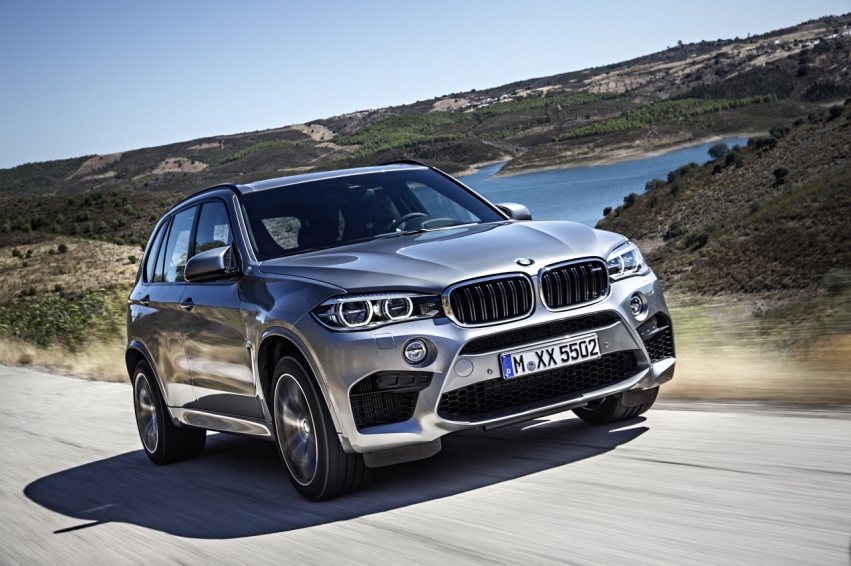 Авто обои BMW X5 M 2015