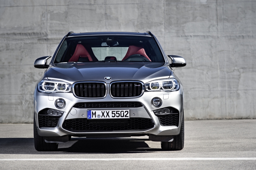 Авто обои BMW X5 M 2015