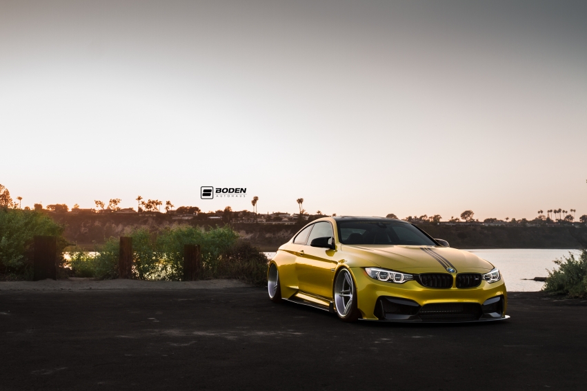 Авто обои BMW BMW M4 Widebody Austin Yellow