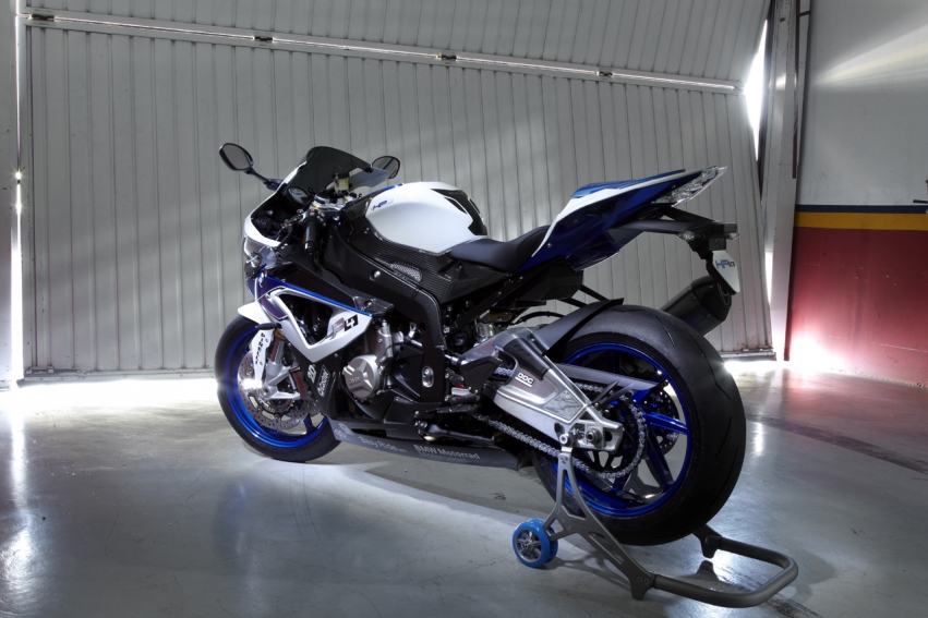 Мото обои BMW HP4 supersports bike