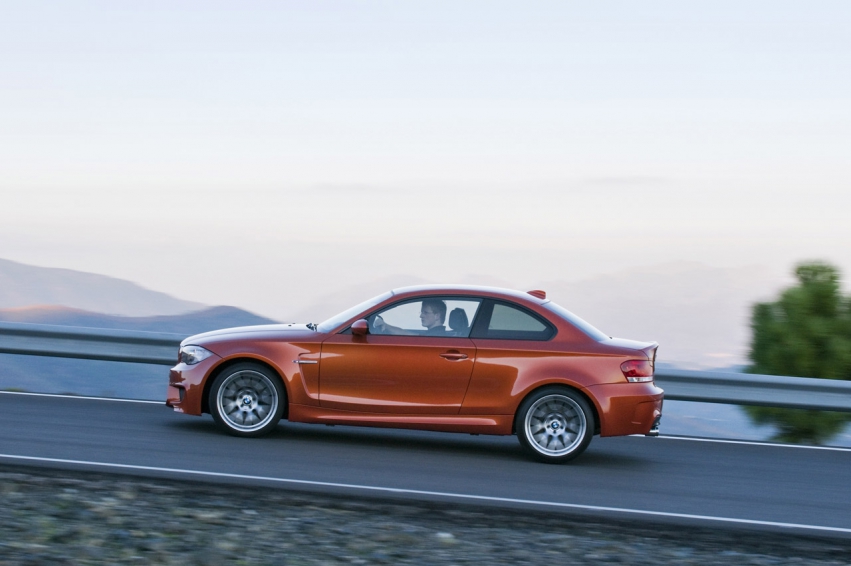 Авто обои BMW 1 Series M Coupe 2012