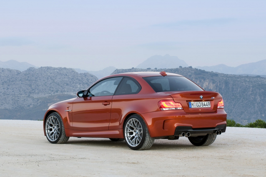 Авто обои BMW 1 Series M Coupe 2012