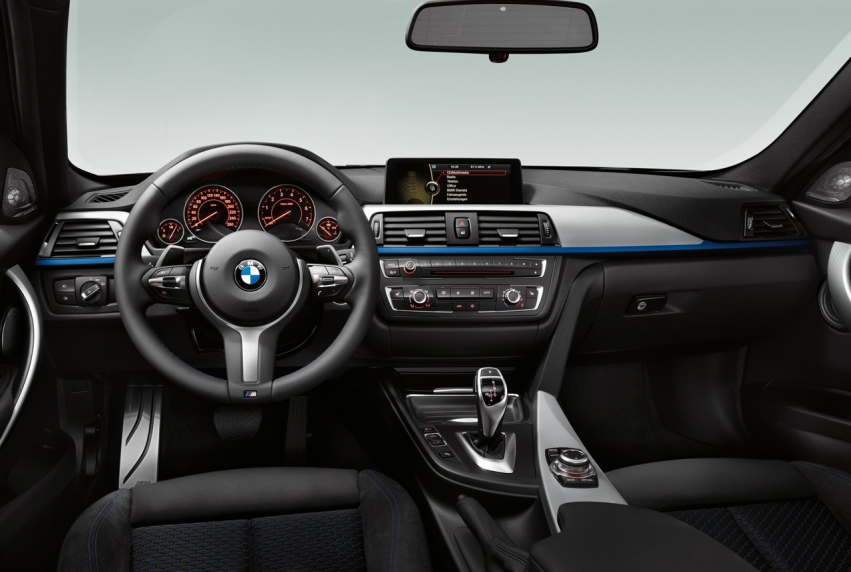 Авто обои BMW 3 Series M Sports Package 2012