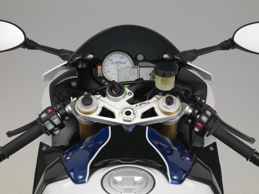 Мото обои BMW HP4 supersports bike