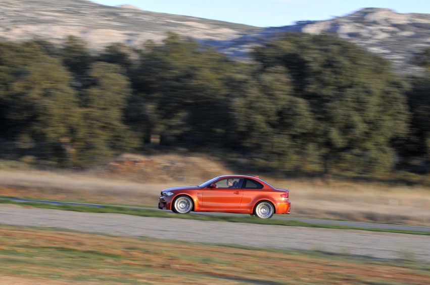 Авто обои BMW 1 Series M Coupe 2012