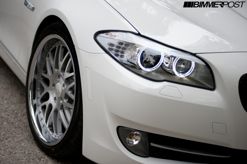 Авто обои BMW 535i modified F10 2011