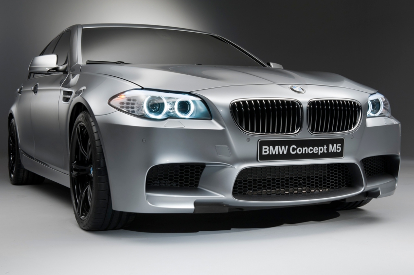 Авто обои BMW M5 F10 2011