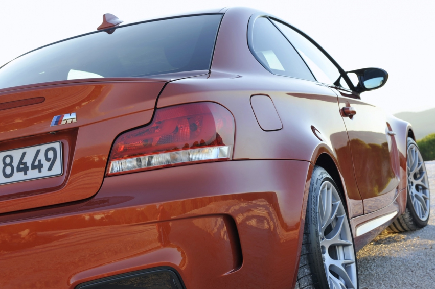 Авто обои BMW 1 Series M Coupe 2012