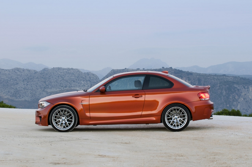 Авто обои BMW 1 Series M Coupe 2012