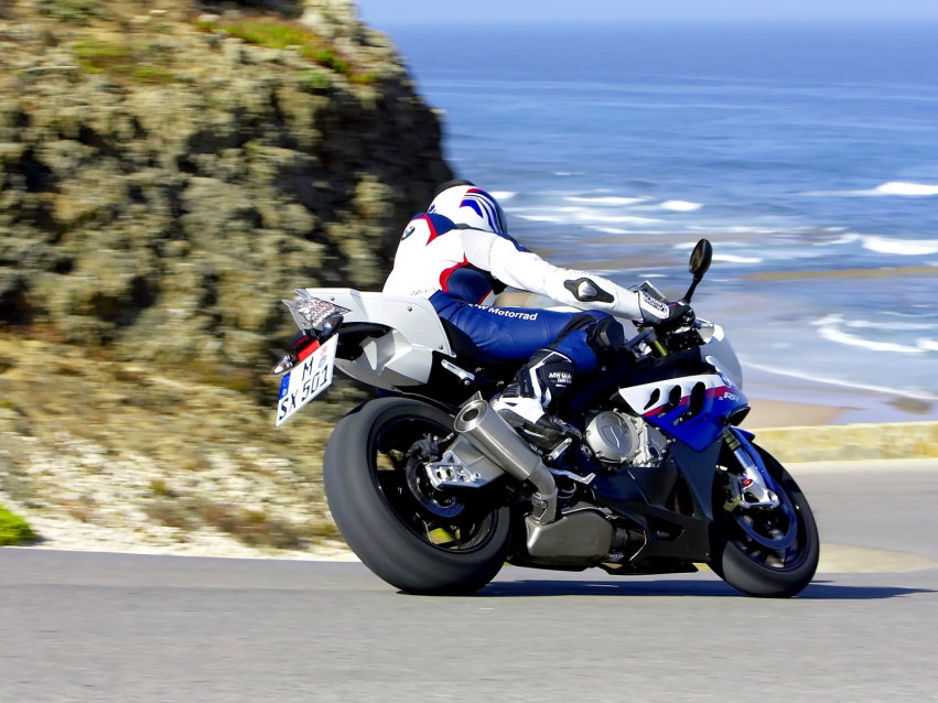 Мото обои BMW S 1000 RR 2010