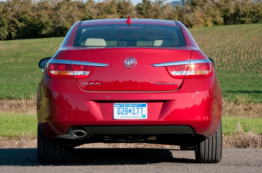 Авто обои Buick Verano 2012