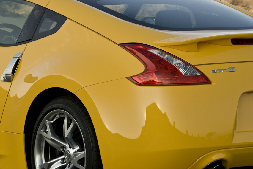 Авто обои Nissan Nissan 370Z 2010