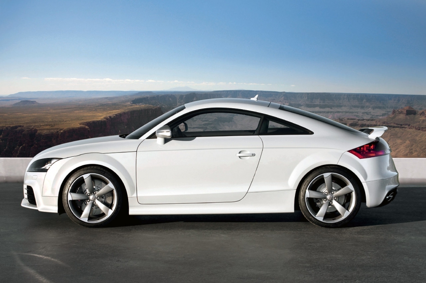 Авто обои Audi TT RS 2010