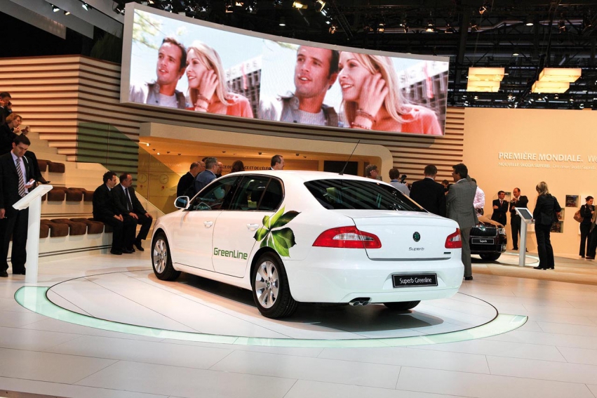 Авто обои Skoda Skoda Superb GreenLine 2008