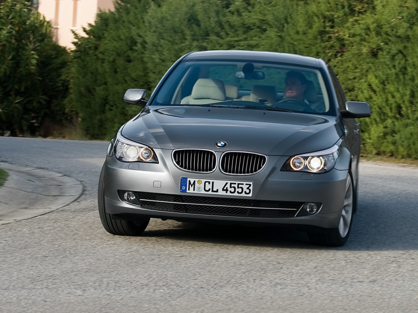 Авто обои BMW 2008 BMW 5 Series
