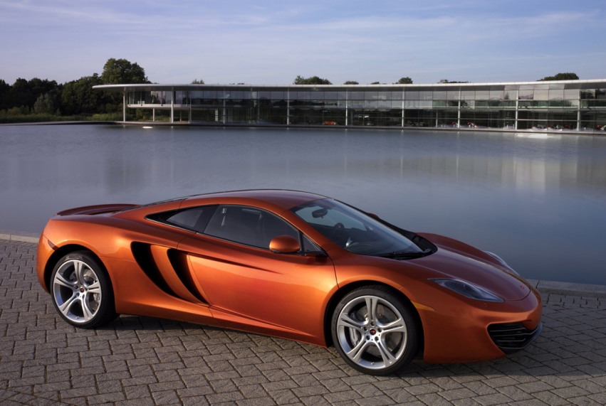 Авто обои McLaren MP4-12C