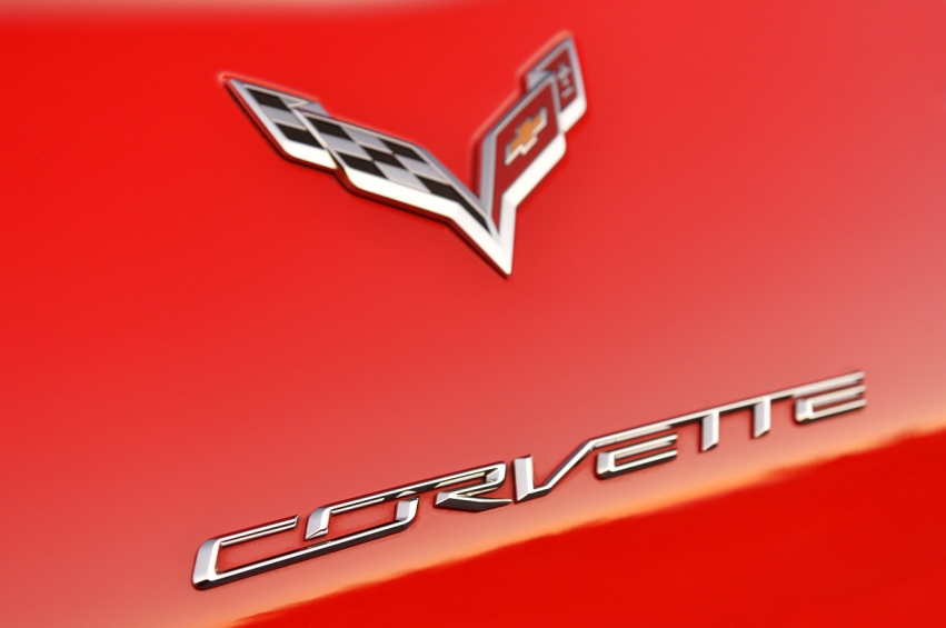 Авто обои Chevrolet Corvette Stingray 2014