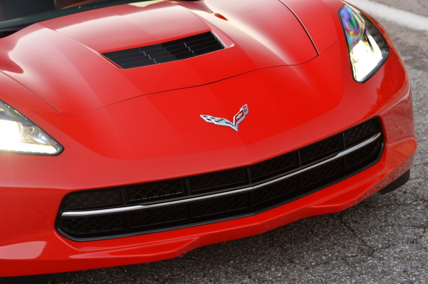 Авто обои Chevrolet Corvette Stingray 2014