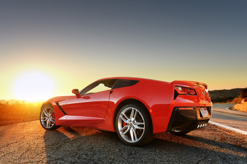 Авто обои Chevrolet Corvette Stingray 2014