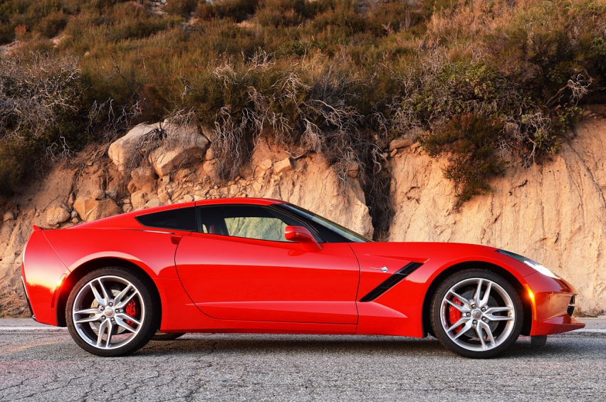 Авто обои Chevrolet Corvette Stingray 2014